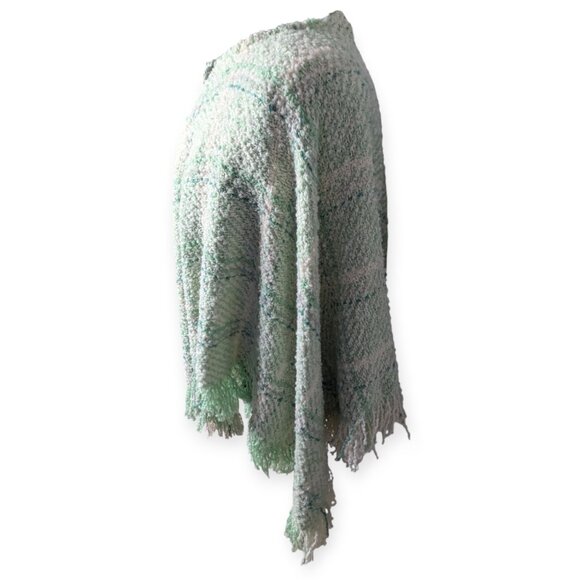 Boyne Valley Weavers Handcrafted in Ireland Chic Plaid Wool Poncho w/ Fringe NWT - Picture 6 of 11